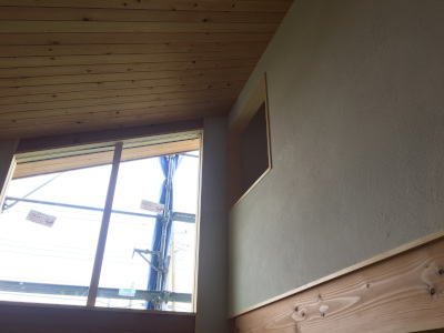 【準平屋1.5階建ての家】漆喰塗り作業終了