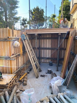 化粧垂木の家：型枠