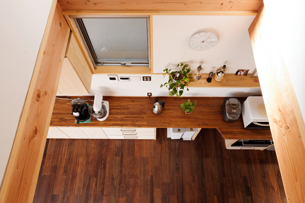 自然素材にこだわるキノイエの建築家