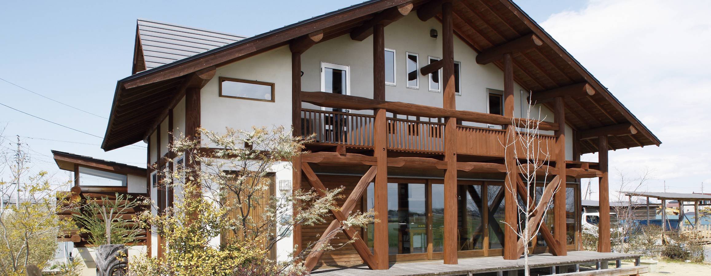 自然素材にこだわるキノイエの建築家