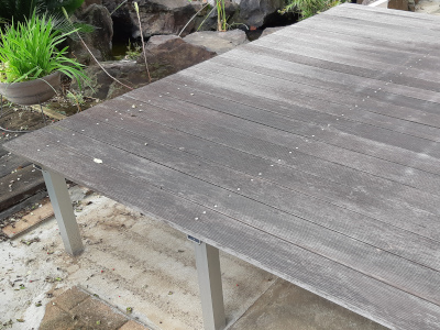 ウッドデッキのメンテナンス